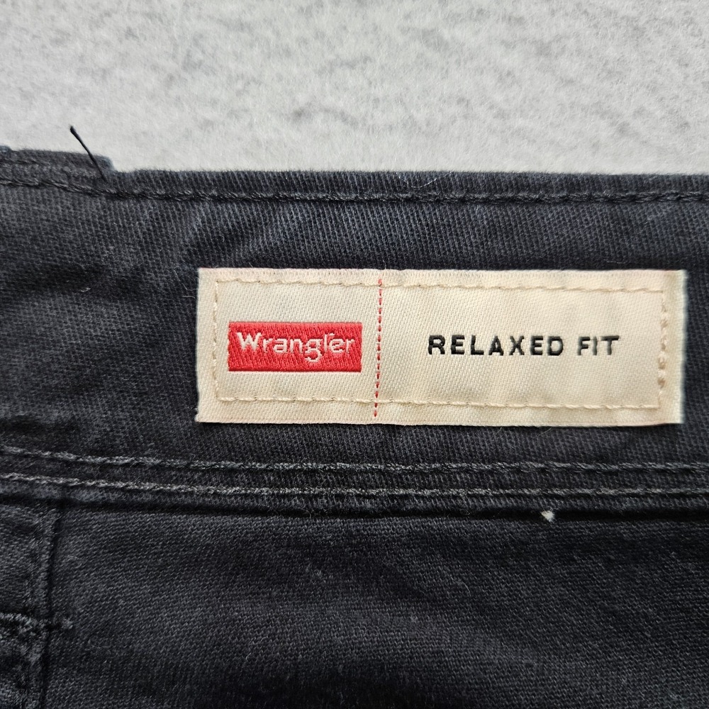 Wrangler Cargo Work Pants Mens 36x33 Black High Rise Straight Leg Relaxed Fit - Picture 5 of 11